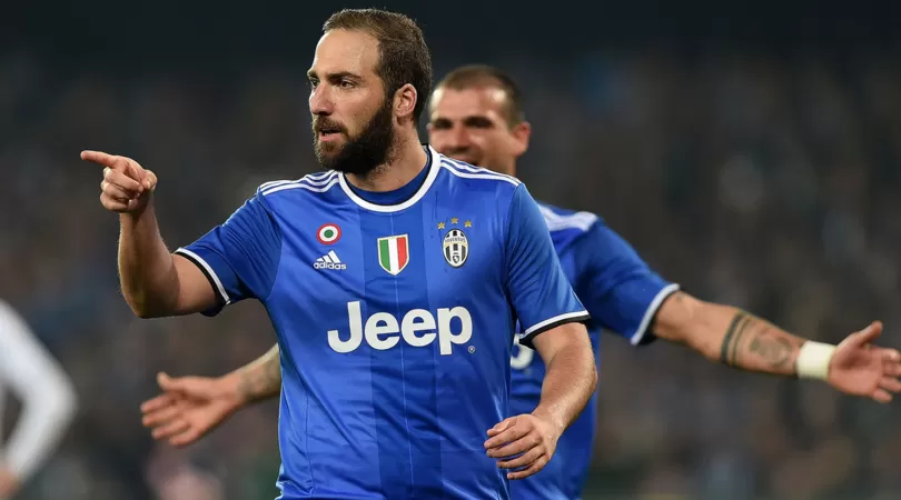 Napoli-Juve Higuain