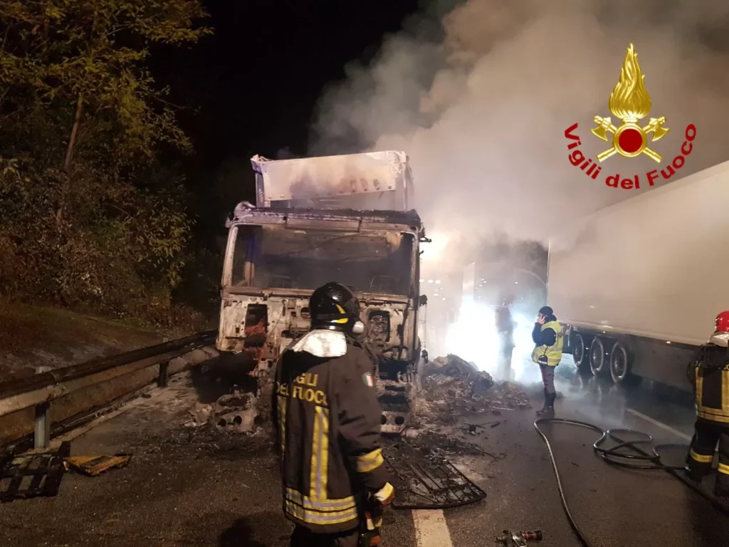 incendio autostrada