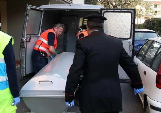 Carabinieri, Uomo morto, Agerola