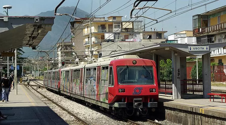 aggressione-capotreno-eav