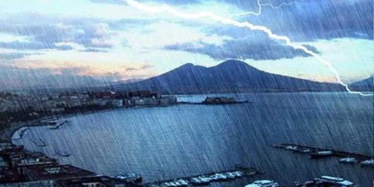 napoli meteo