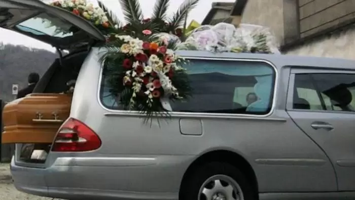 carro funebre