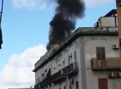 incendio-vasto-napoli