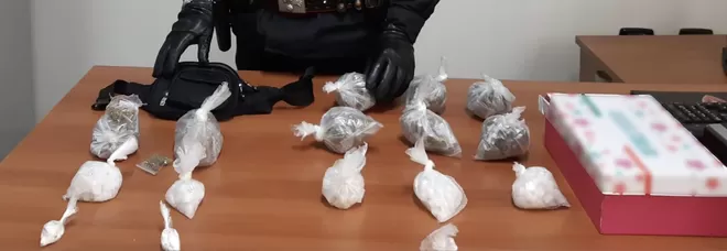 droga-melito-di-napoli-spaccio-arresto