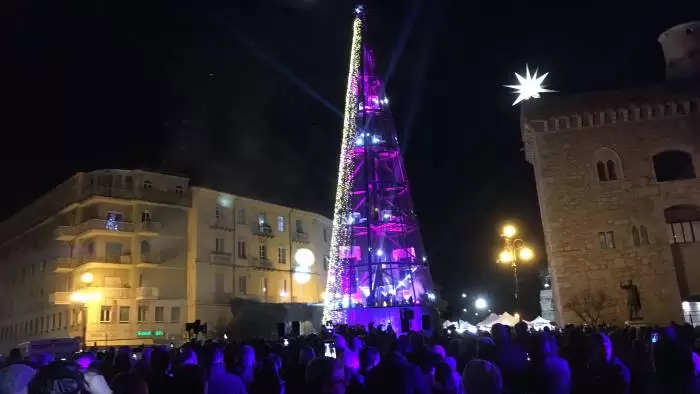 natale-benevento-albero