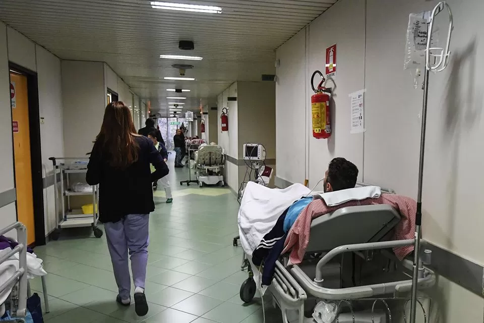 napoli-minacce-aggressione-infermiere-ospedale-cardarelli