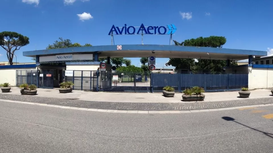 coronavirus-pomigliano-arco-lavoratore-avio-aero