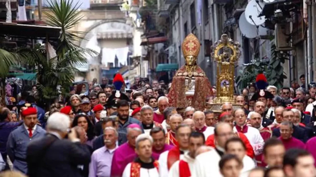 annullata-processione-reliquie-san-gennaro-2-maggio