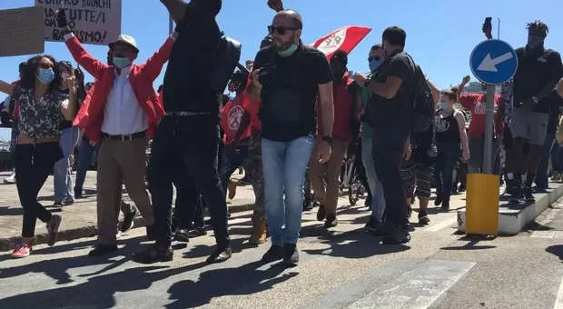 protesta-napoli-george-floyd