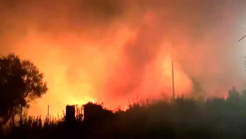 incendio-gragnano-castellammare-di-stabia-14-luglio