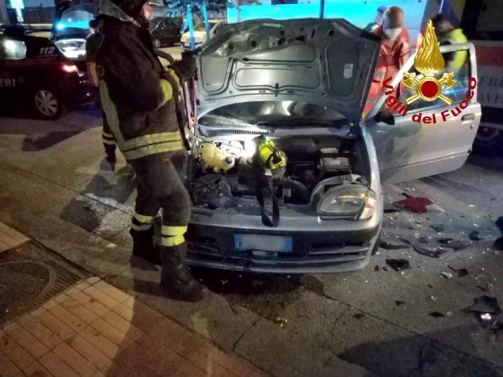 incidente-avellino-via-roma-29-agosto-ferito