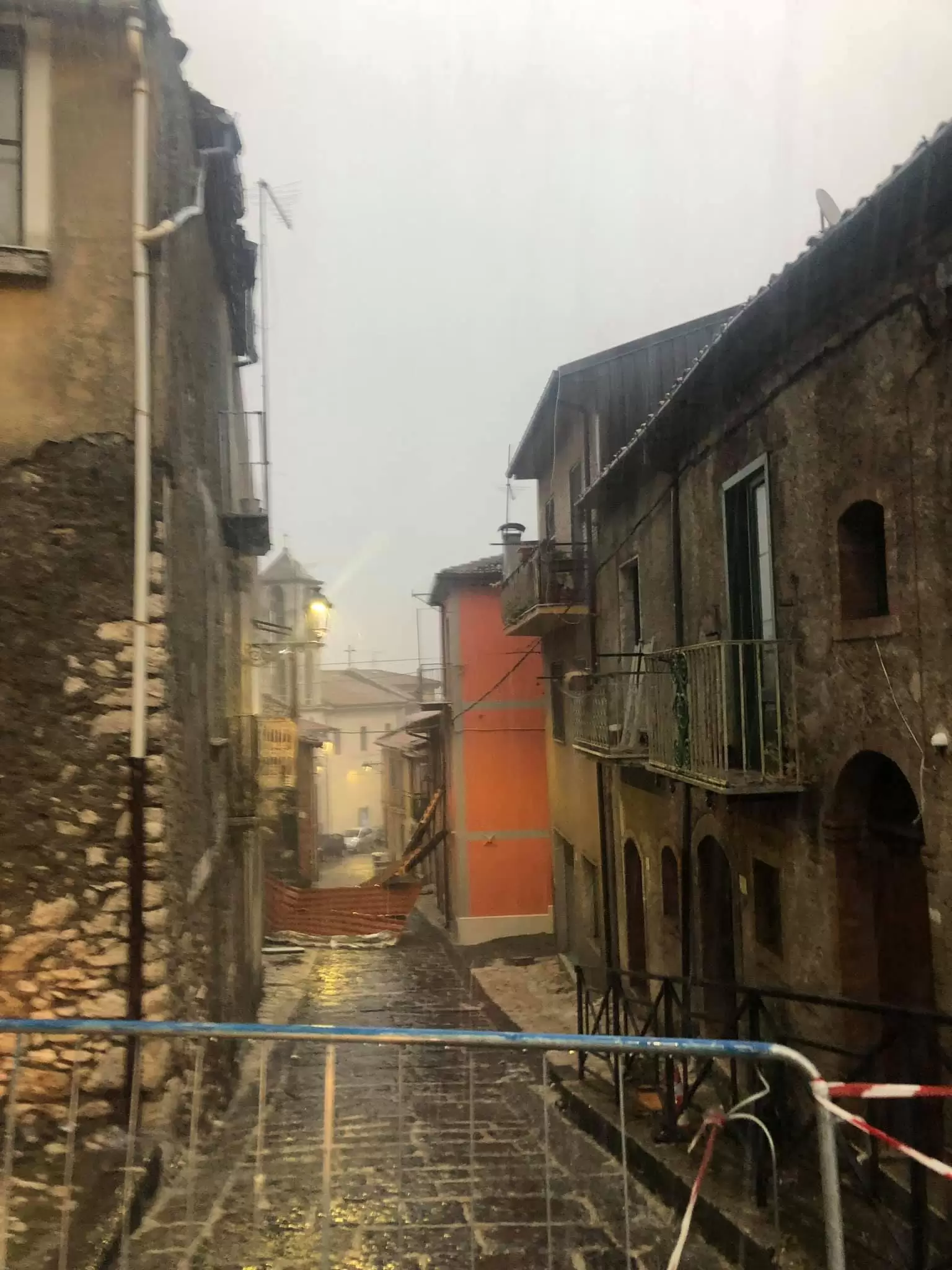 maltempo-irpinia-strade-allagate-volturara