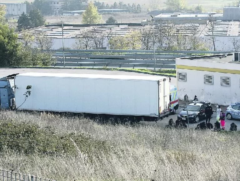 tir-migranti-telesina-arrestato-conducente