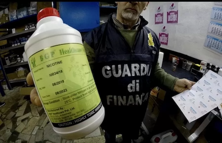 sequestro-liquido-sigarette-elettroniche-deposito-teverola