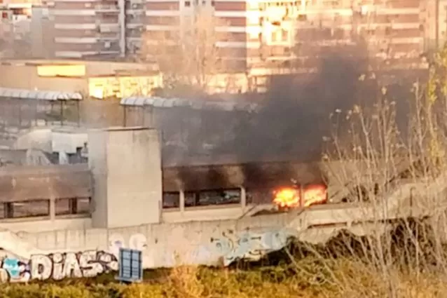 incendio-napoli-ex-area-nato-poggioreale-20-dicembre