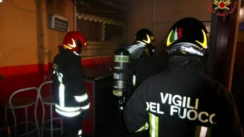 sessa-aurunca-esplosione-casa-anziano-salvato-vigili-fuoco