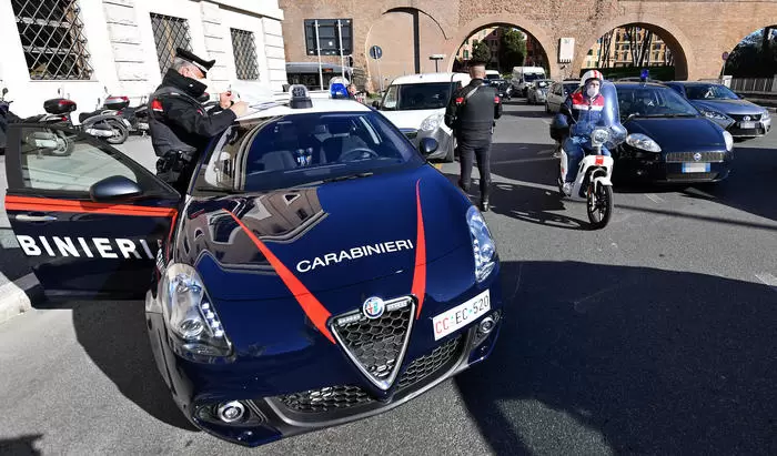 napoli-cento-veicoli-abbandonati-rimossi-carabinieri