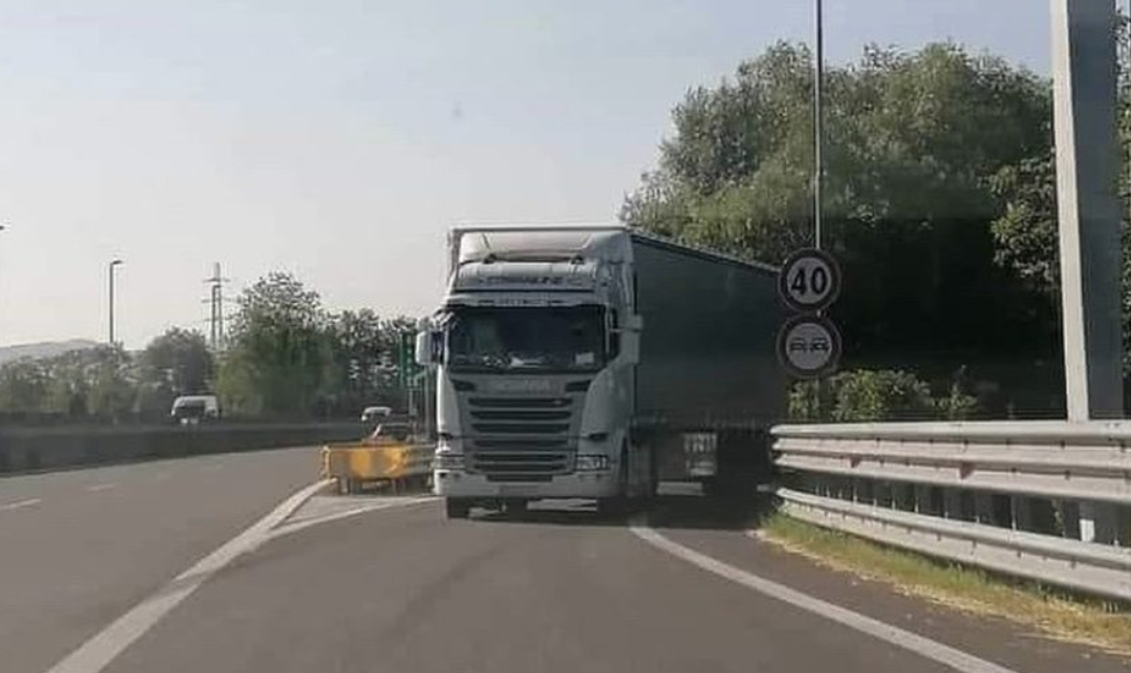 Tir Contromano In Autostrada, Attimi Di Terrore A Torino