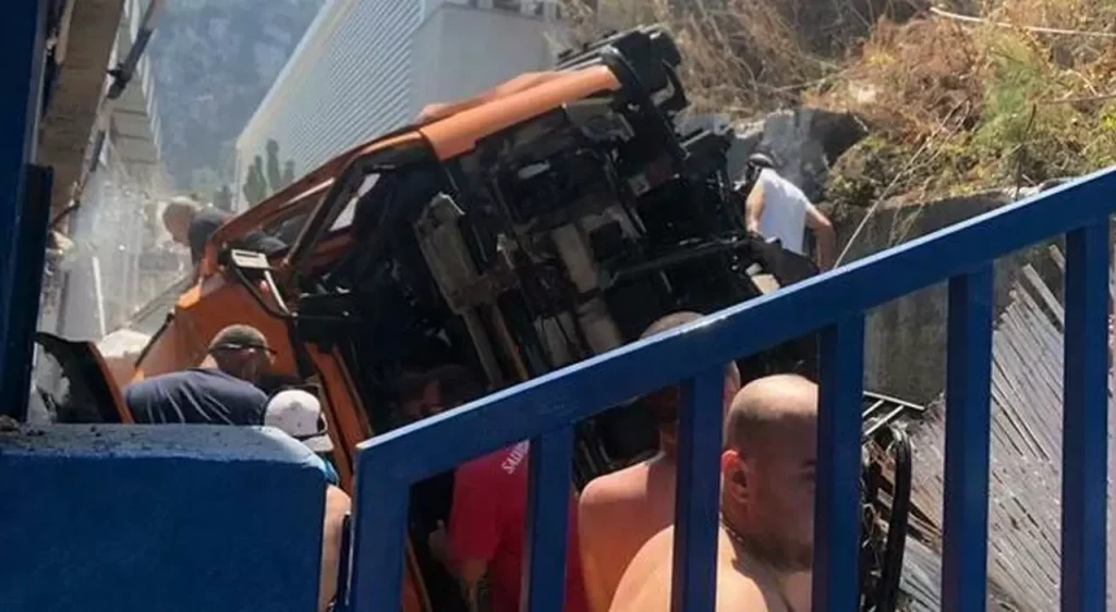 incidente-capri-bus-precipitato-feriti-cosa-successo