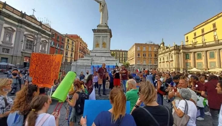 green pass proteste napoli