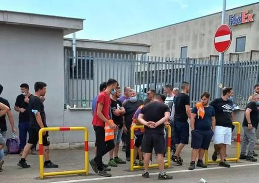 teverola-protesta-lavoratori-fedex-tnt