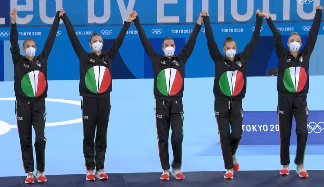 italia-medaglia-bronzo-ginnastica-ritmica-squadra