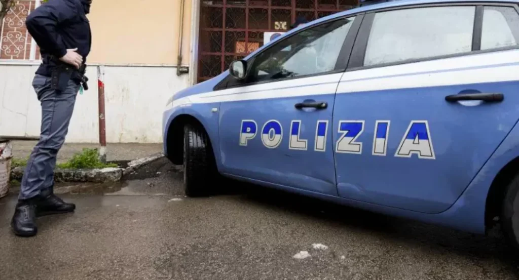 spari-carcere-secondigliano-poliziotto-investito