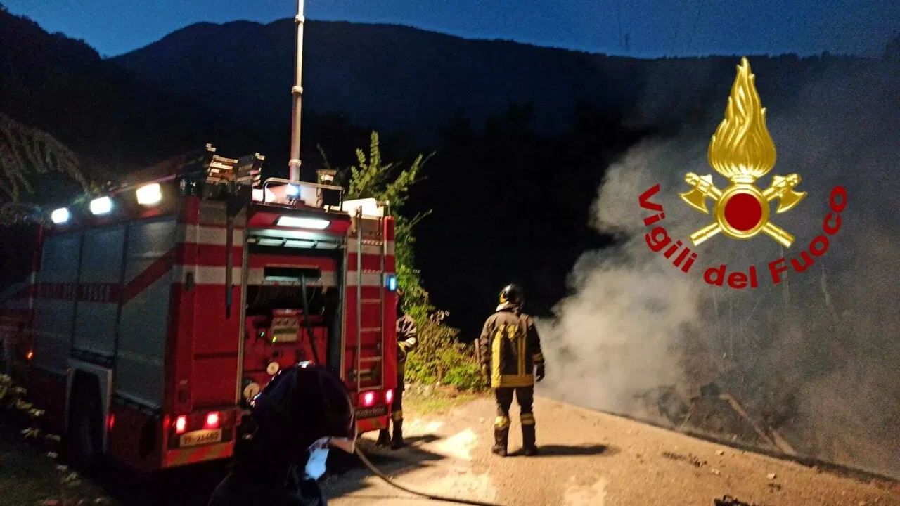 incendio-serino-crolla-ponte