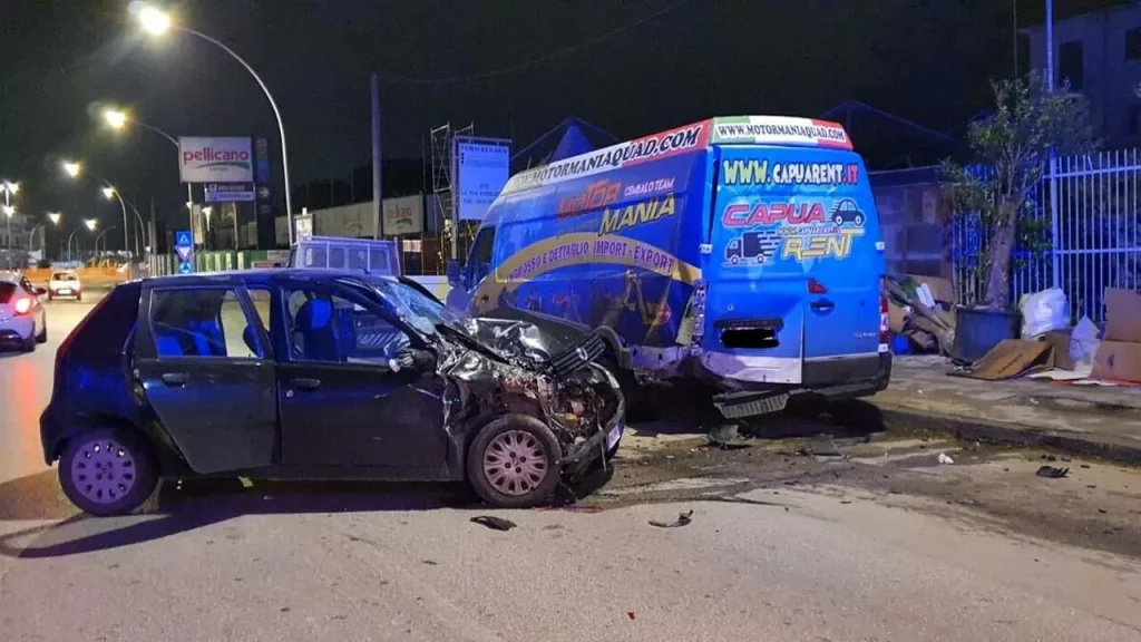 incidente-capua-auto-furgone-31-ottobre