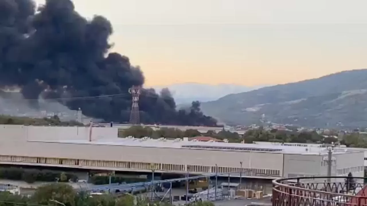 incendio Airola zona industriale