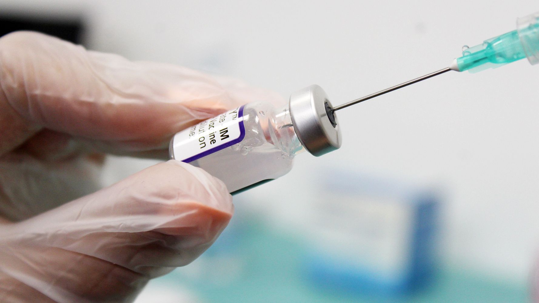 vaccino-covid-antinfluenzale-via-libera-oms