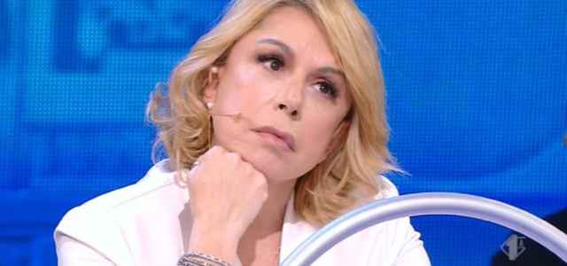 Amici 21: Anna Pettinelli Riceve Minacce Di Morte Dai Fan Di Un Allievo ...