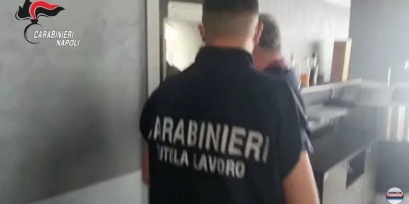 trecase minaccia suicidio aggredisce carabinieri 19 novembre