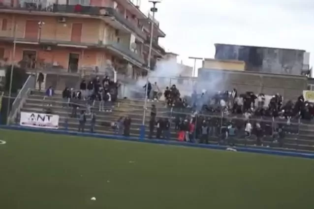 napoli petardo