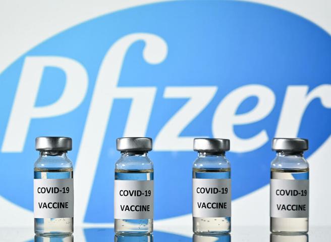 vaccino-contro-omicron-primavera-2022-pfizer