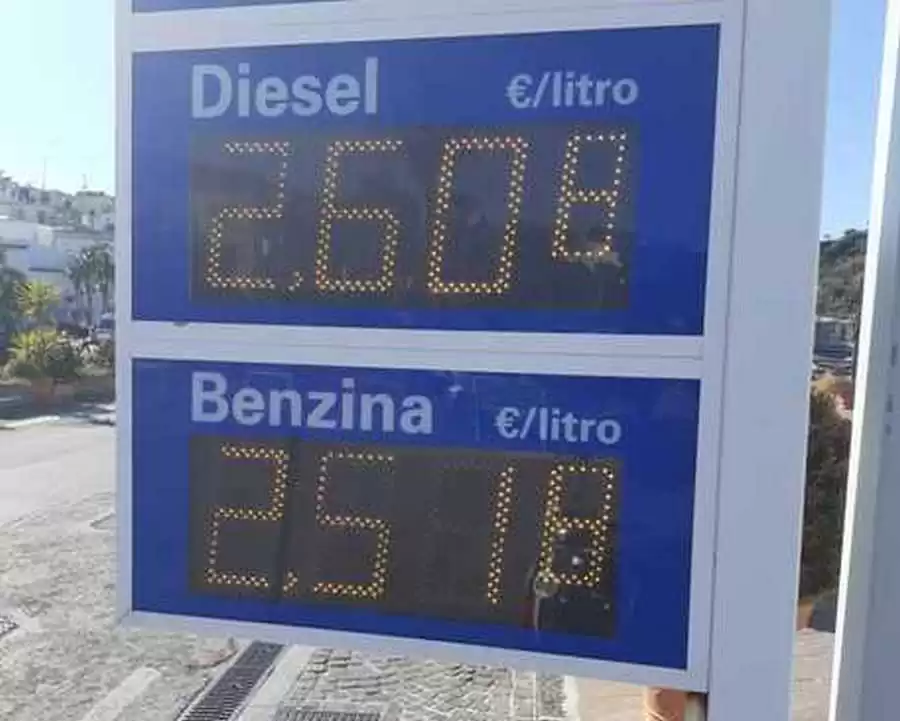 benzina-ischia-prezzi-record