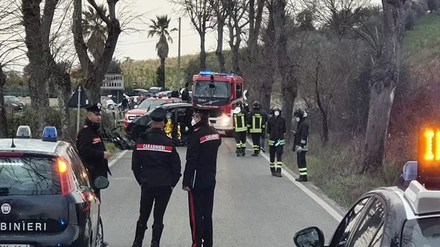 incidente-san-giorgio-sannio-auto-contro-albero-morta-donna