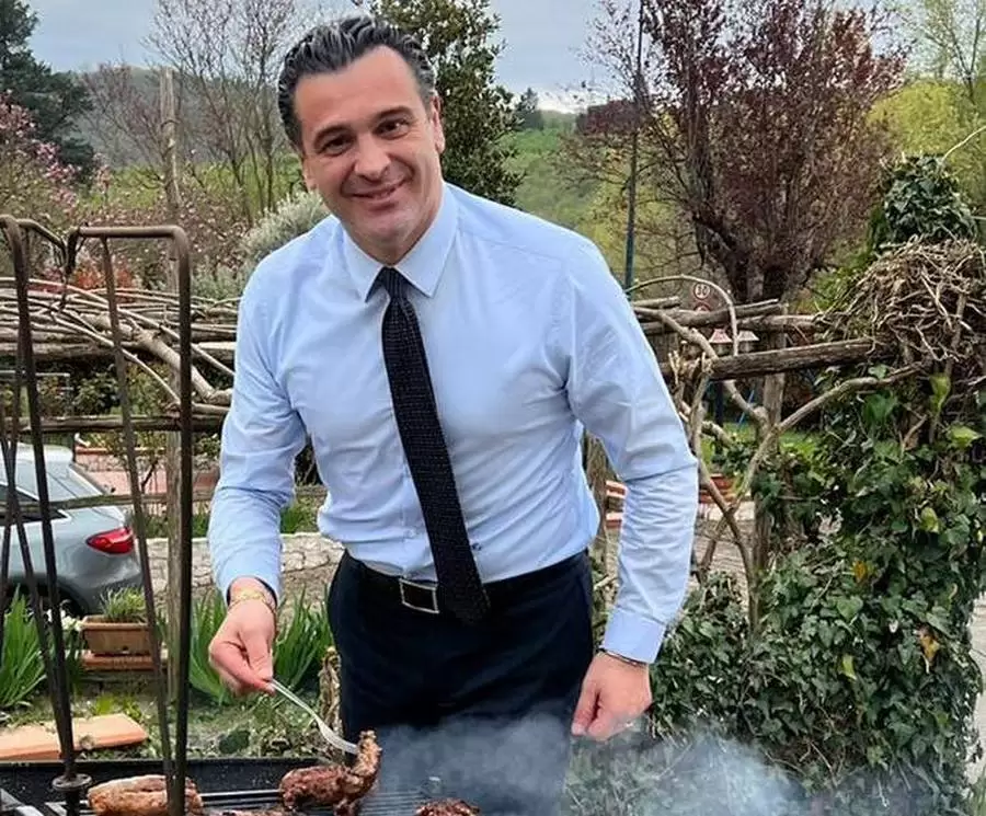 grigliata-pasquetta-sindaco-avellino-polemiche-perche