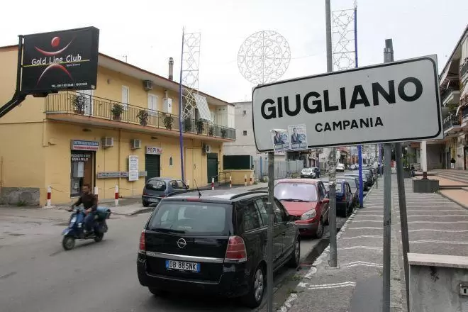 Giugliano dipendenti