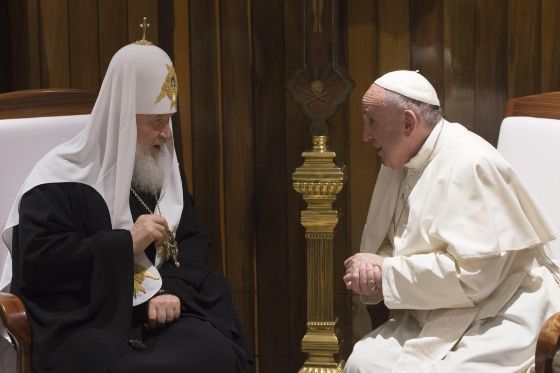 chiesa ortodossa accusa papa francesco