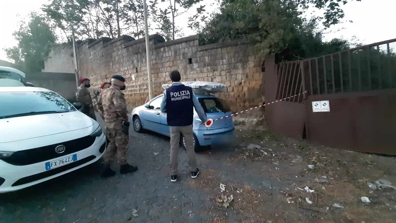 napoli-amianto-via-riposo-operai-denunciati