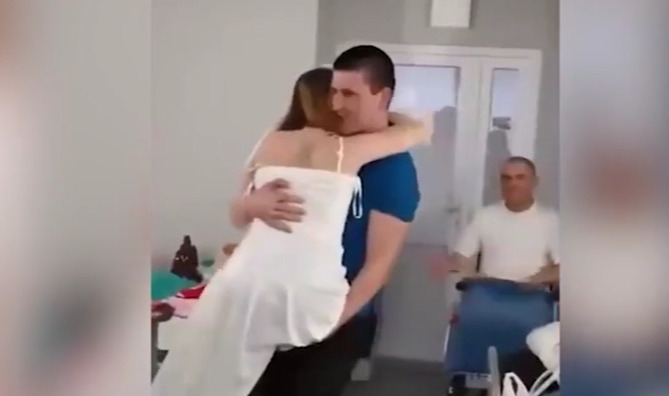 ucraina perde gambe si sposa