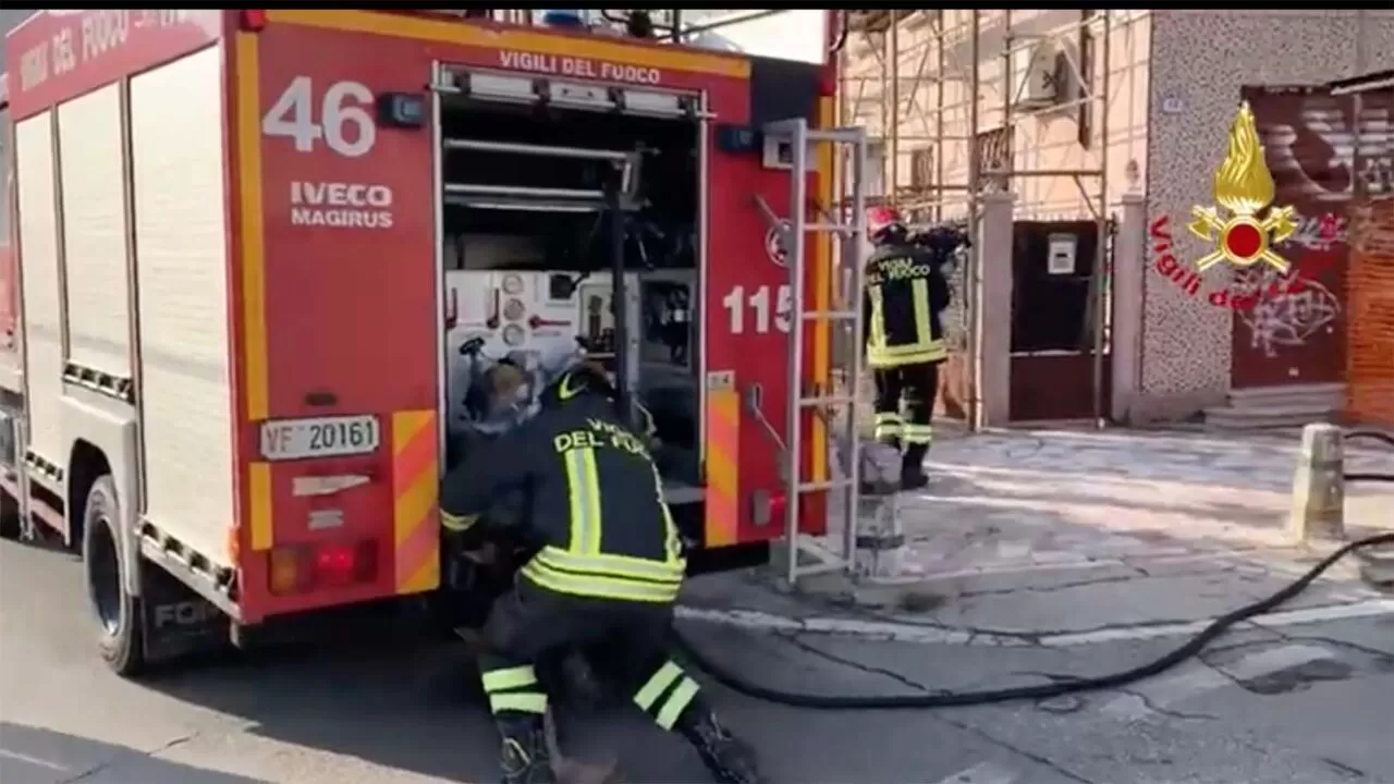 san giorgio cremano incendio appartamento sigaretta