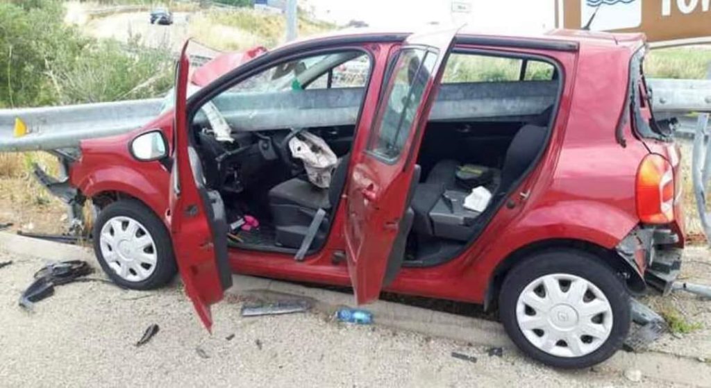 lecce-auto-incidente-guardrail-morta-ragazza-chi-e-nome