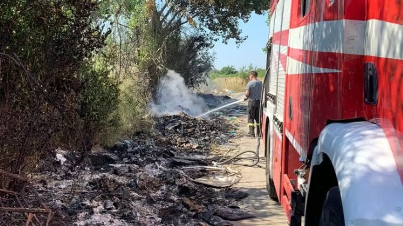 incendio rifiuti casaluce