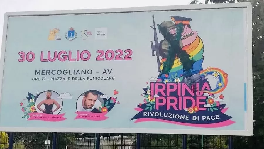 mercogliano-vandalizzati-manifesti-irpinia-pride