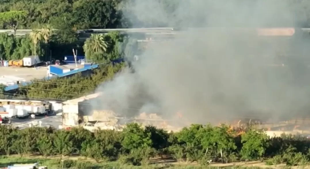 incendio-nola-deposito-bus-cosa-successo