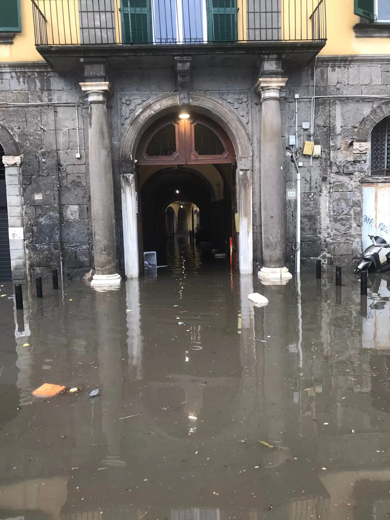 maltempo-napoli-allagamenti-9-settembre