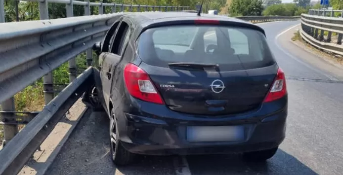 incidente napoli roma guardrail