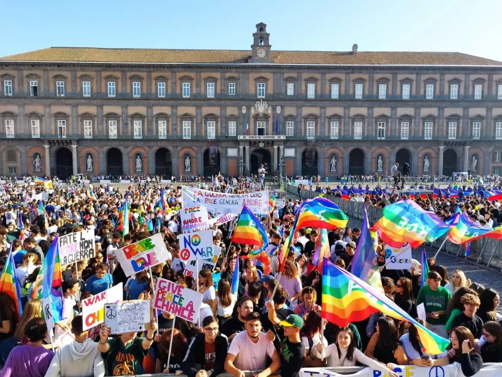 napoli-piazza-marcia-pace